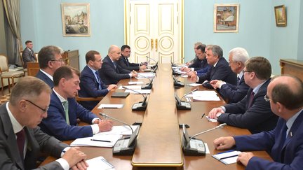 Совещание с руководством Государственной Думы и партии «Единая Россия» по проекту федерального бюджета на 2018–2020 годы